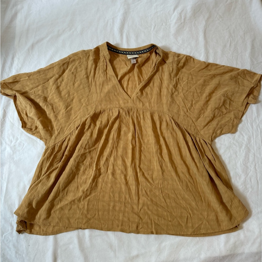 Flowy short sleeve boho top